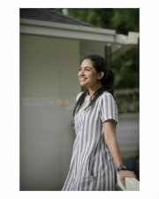 Beautiful Malayalam Actress Mamitha Baiju Pictures 04