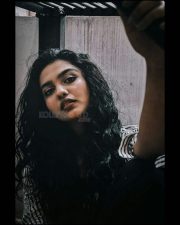 Beautiful Malayalam Actress Mamitha Baiju Pictures 27