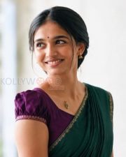 Charming Actress Mamitha Baiju in a Green Saree Photos 02