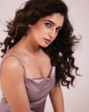 Full Meals Actress Thejaswini Sharma in a Pink Sleeveless Vegas Cowl Neckline Dress Pictures 01