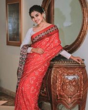 Glam Mamitha Baiju in a Red Bandhani Saree with White Blouse Pictures 01