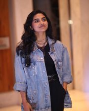 Heroine Mamitha Baiju at Dude Movie Pre Release Event Photos 16