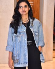 Heroine Mamitha Baiju at Dude Movie Pre Release Event Photos 31