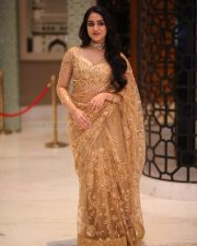 Heroine Sakshi Mhadolkar at Mowgli Pre Release Event Photos 17