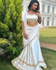 Actress Chaitra Ram Sexy Pictures 18