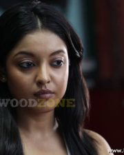 Actress Tanushree Dutta Photos 14