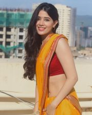 Alluring Beauty Aarti Chikara in a Yellow Saree with a Maroon Blouse Photos 04