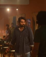 Kadhalum Kadanthu Pogum Movie Stills 17