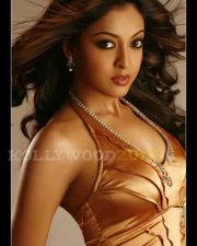 Sexy Tanushree Dutta Stills 01