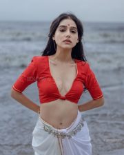 Yaariyan 2 Actress Anaswara Rajan Sexy in Red Blouse Photoshoot Stills 02