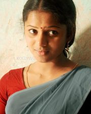 Aakkam Movie Heroine Delna Davis Photos 03