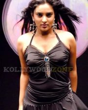 Actress Divya Spandana Stills 19