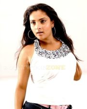 Actress Divya Spandana Stills 24