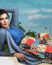 Actress Meera Mithun Hot Photoshoot Pictures 17