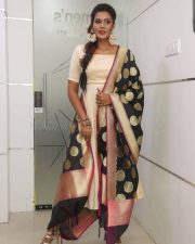 Actress Meera Mithun Photos 08 Actress Meera Mithun Photos 08