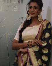 Actress Meera Mithun Photos 12 Actress Meera Mithun Photos 12