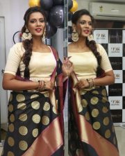 Actress Meera Mithun Photos 19 Actress Meera Mithun Photos 19
