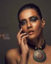 Actress Meera Mitun Photoshoot Stills 04 Actress Meera Mitun Photoshoot Stills 04