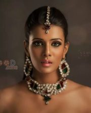 Actress Meera Mitun Photoshoot Stills 25 Actress Meera Mitun Photoshoot Stills 25