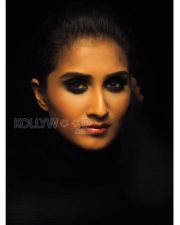 Actress Shamlee Photoshoot Pictures 01