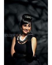 Actress Shamlee Photoshoot Pictures 04