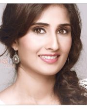 Actress Shamlee Photoshoot Pictures 15