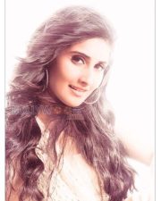 Actress Shamlee Photoshoot Pictures 21