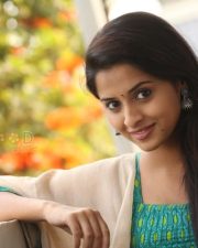 Beautiful Actress Arthana Photos 16