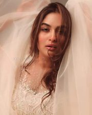 Beautiful Actress Prayaga Martin Photos 01