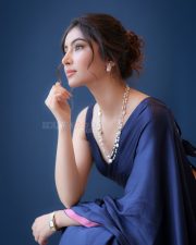 Dhurandhar The Revenge Actress Sara Arjun in a Navy Blue Satin Saree with a Pink Border and Sleeveless V Neck Blouse Photos 10