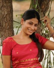 Vanayutham Heroine Vijayalakshmi Stills 03 Vanayutham Heroine Vijayalakshmi Stills 03