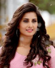 Veera Sivaji Movie Heroine Shamlee Pictures 10