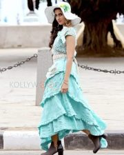 Veera Sivaji Movie Heroine Shamlee Pictures 11