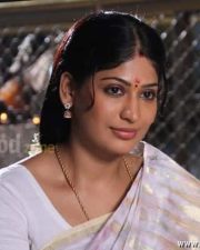 Vennila Veedu Heroine Vijayalakshmi Stills 20