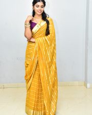 Actress Gayathri Ramana at Mansion House Mallesh Teaser Launch Pictures 06
