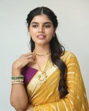 Actress Gayathri Ramana at Mansion House Mallesh Teaser Launch Pictures 26