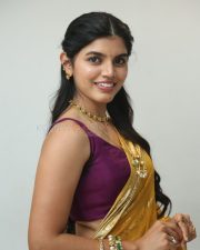 Actress Gayathri Ramana at Mansion House Mallesh Teaser Launch Pictures 27