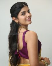 Actress Gayathri Ramana at Mansion House Mallesh Teaser Launch Pictures 30