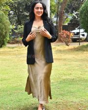 Actress Shruthi Shetty at Sky Movie Pre Release Press Meet Photos 18