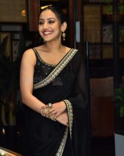 Heroine Shreyasi Sen at Nilave Movie Pre Release Event Photos 05
