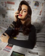 Sultry Actress Anushkaa Luhar in a Black Bodysuit And Tights Photos 04