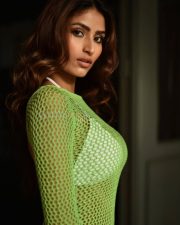 Elegant Actress Nikita Tiwari in a Gold Metallic Bodysuit Photos 04