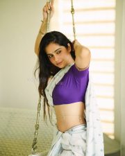 Glamorous Actress Rose Sardana in a Purple Crop Top Photos 04