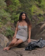 Seductive Nikita Soni Cleavage in a Silver Grey Bodycon Mini Dress Photos 06 Seductive Nikita Soni Cleavage in a Silver Grey Bodycon Mini Dress Photos 06
