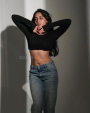 Sexy Reem Sameer Shaikh in a Black Scalloped Hem Crop Top with a Denim Jeans Pictures 04