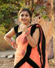 Ullala Ullala Movie Heroine Noorin Shereef Pictures 14