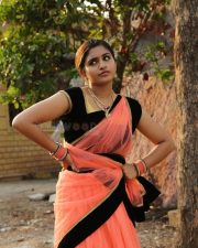 Ullala Ullala Movie Heroine Noorin Shereef Pictures 16
