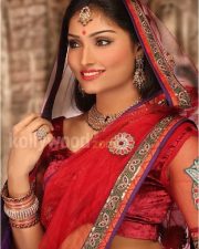 Aishwarya Devan Pictures 07