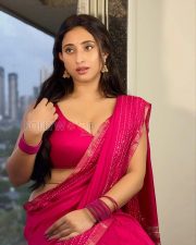 Sensual Kheyali Nath Cleavage in a Deep Pink Saree Photos 05