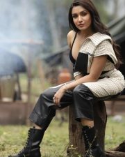 Bigg Boss Celebrity Shefali Bagga Sexy Photos 03